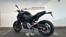 BMW F900 R